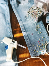 Load image into Gallery viewer, Thrift Flip Camp 2024